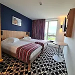 Akena Nantes Aeroport Otel 3*