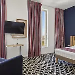 Akena Nantes Aeroport Otel Rezé