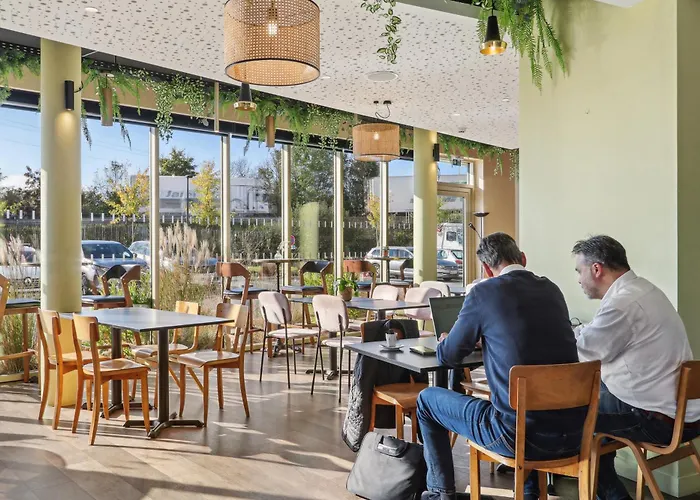 Akena Nantes Aéroport 3* Rezé