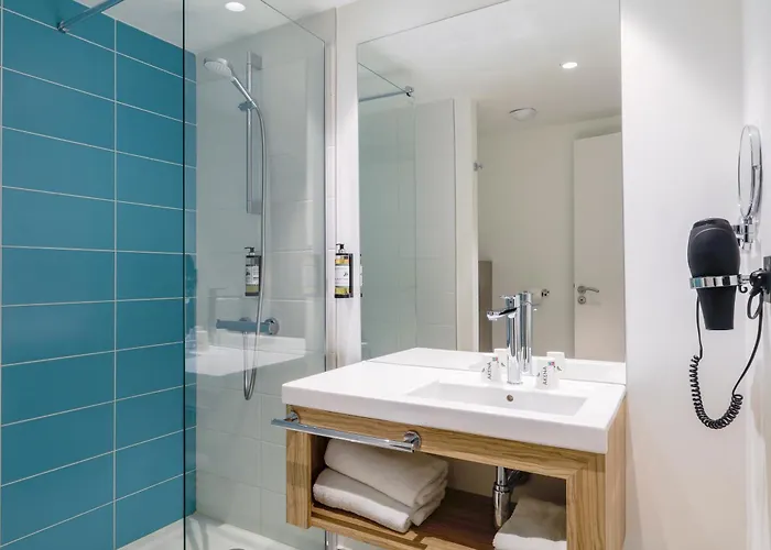 Akena Nantes Aéroport Hotel 3*